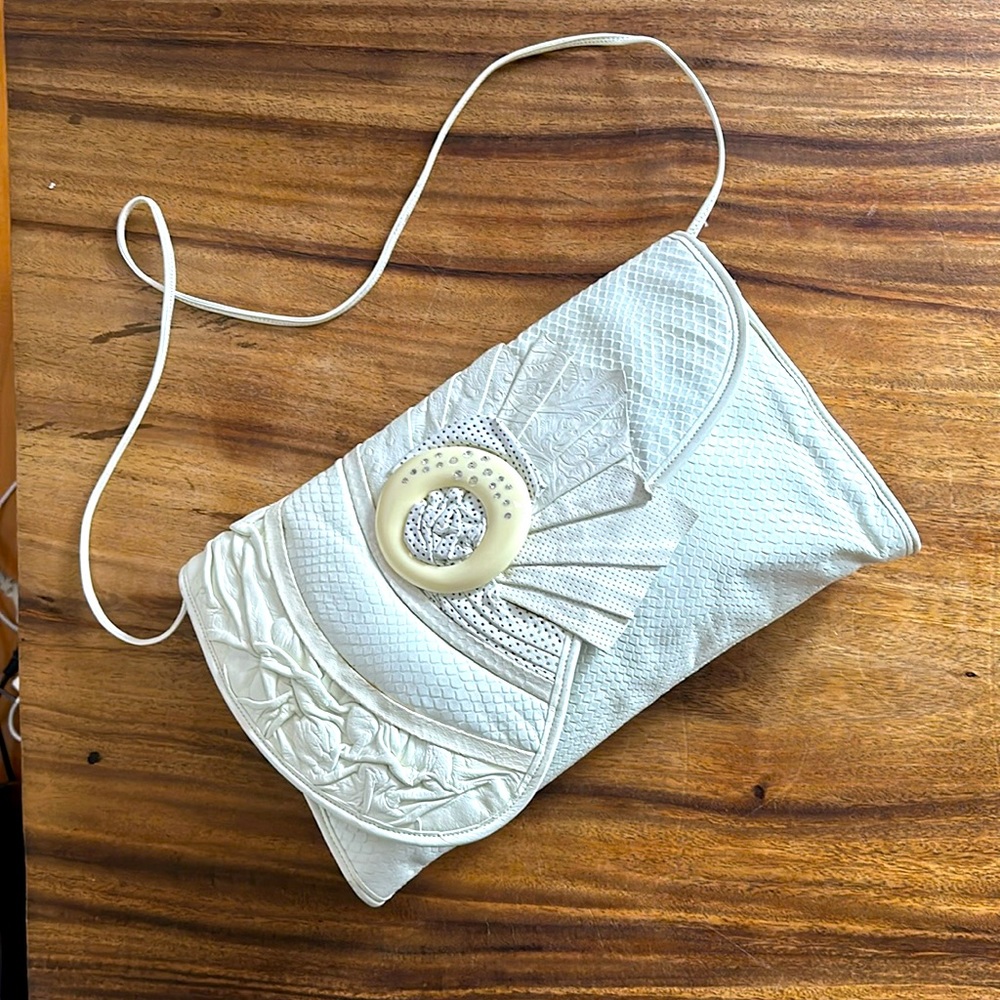 Vintage White Leather Purse/Clutch